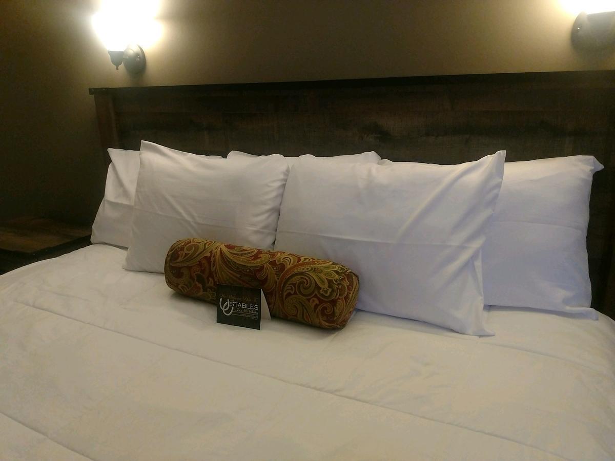 The Stables Inn & Suites Salem 外观 照片