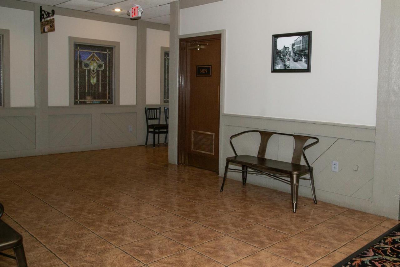 The Stables Inn & Suites Salem 外观 照片
